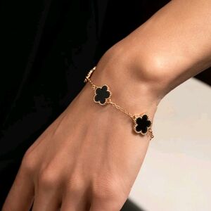 Luxury Four Clover Bracelet
